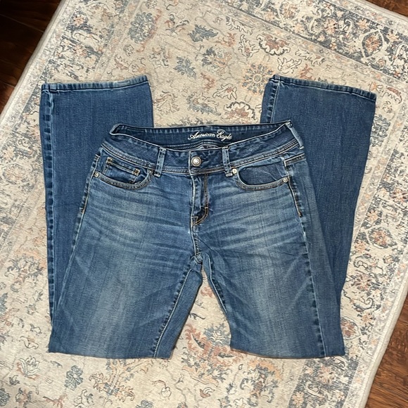 American Eagle Original Boot Jeans - size 10 long - Picture 2 of 5